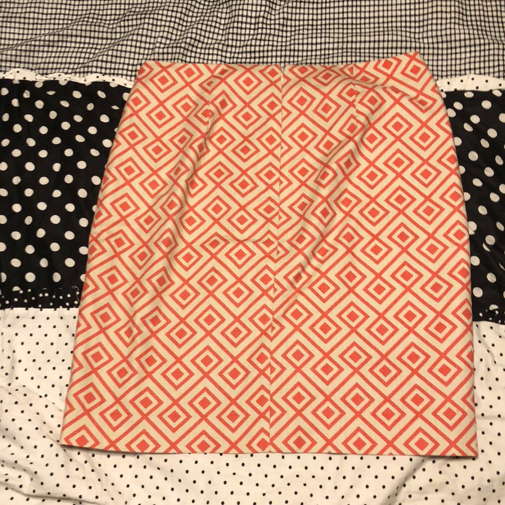 Ann Taylor Skirt Size 6 - Picture 7 of 7